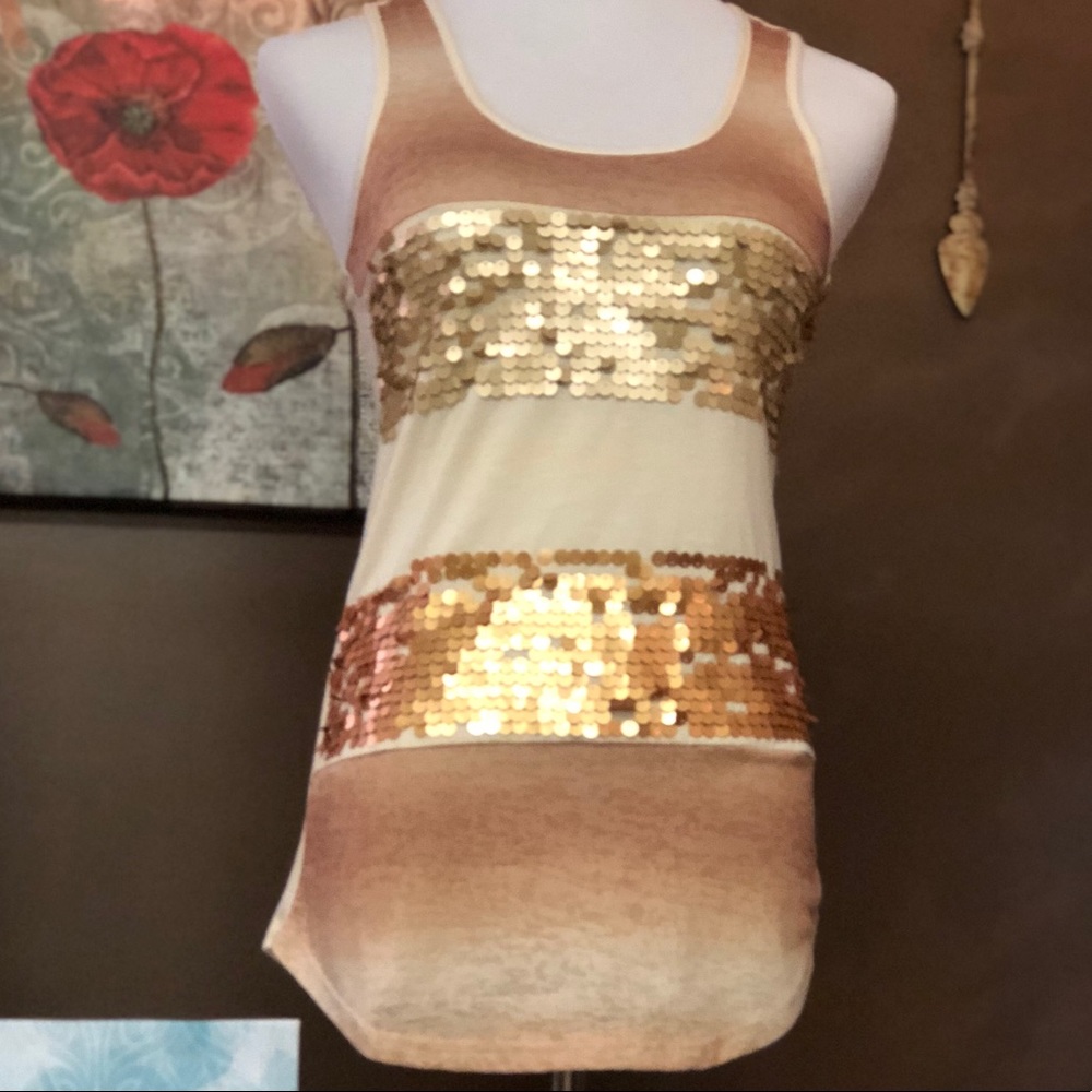 Sequin tank
